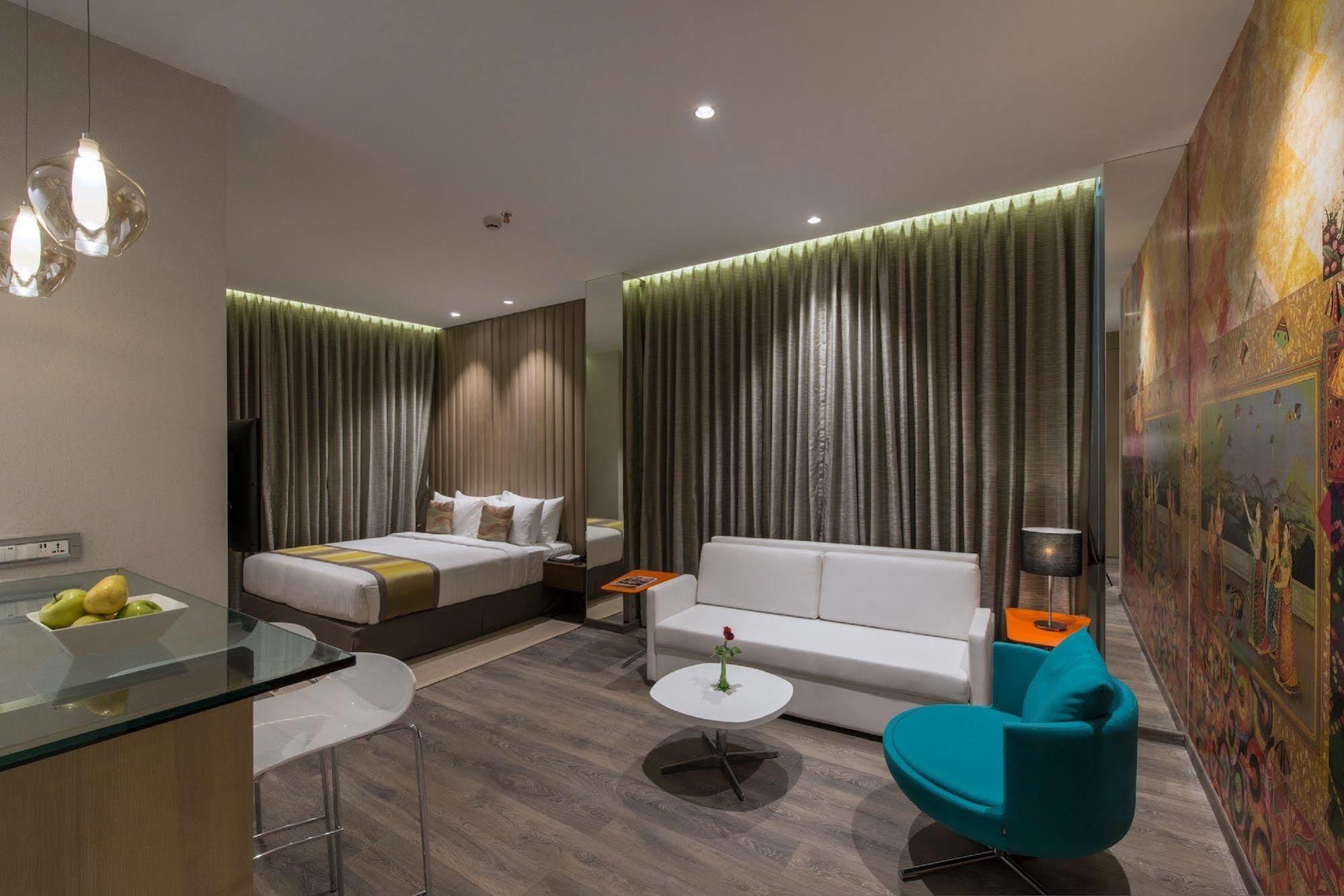 Eastin Residences Vadodara Exterior foto