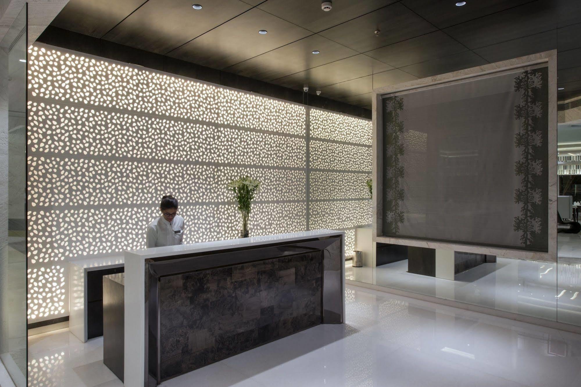 Eastin Residences Vadodara Exterior foto