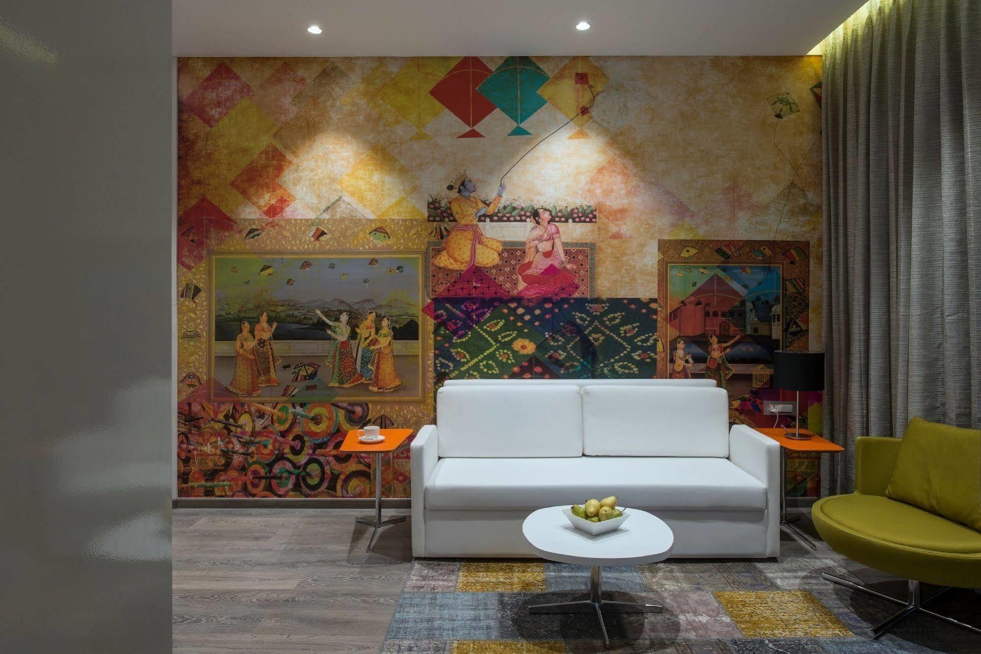 Eastin Residences Vadodara Exterior foto
